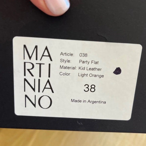 Party flat - Picture 1 of 1